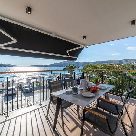 Luxury Apartment Vagabundo 2 Free Parking Trogir Exterior photo